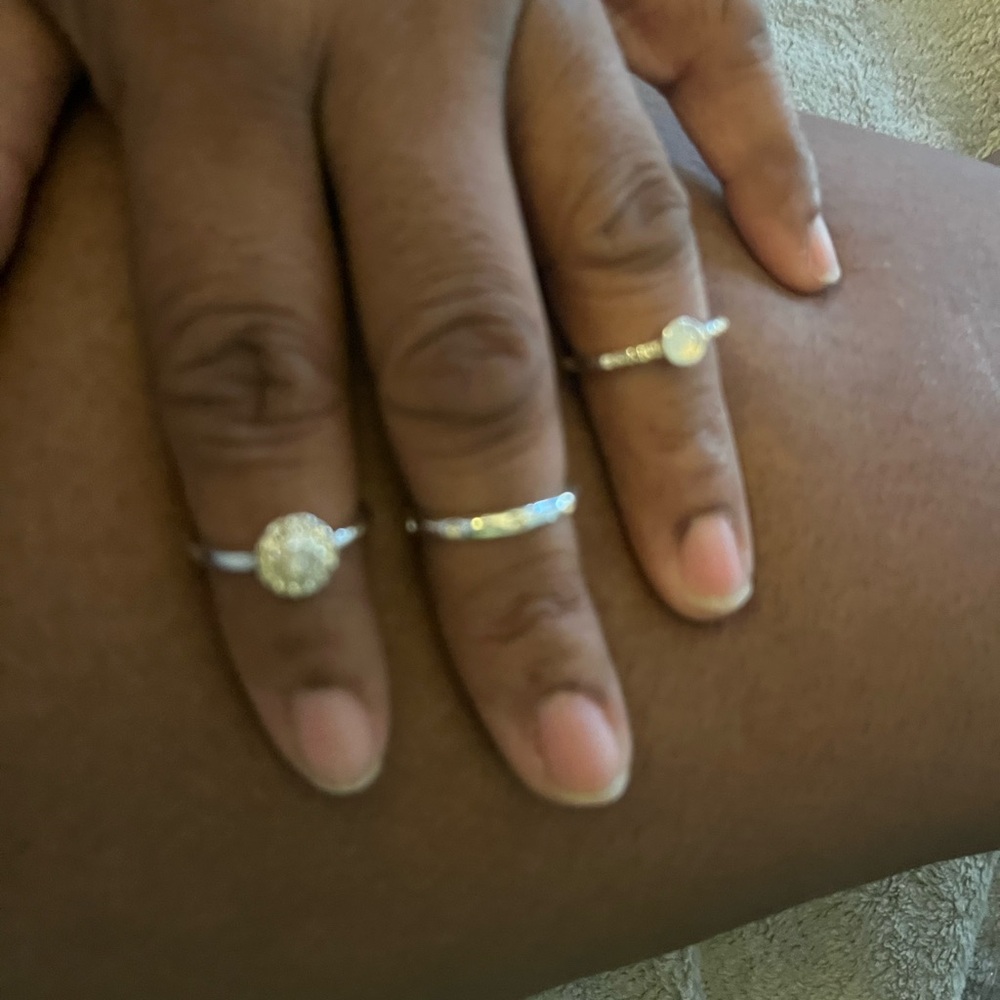 Avon Silver-Tone Stackable Ring Set With Opalesce… - image 3